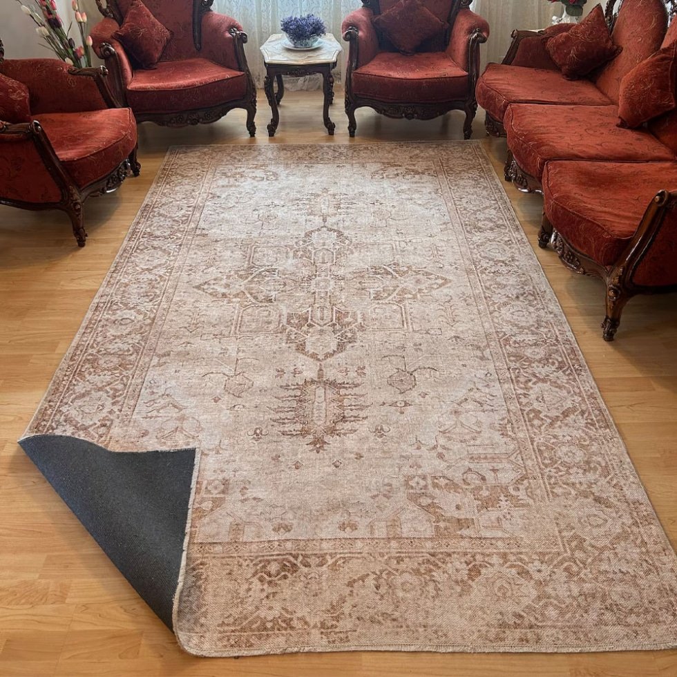 Tappeto beige in stile kilim turco