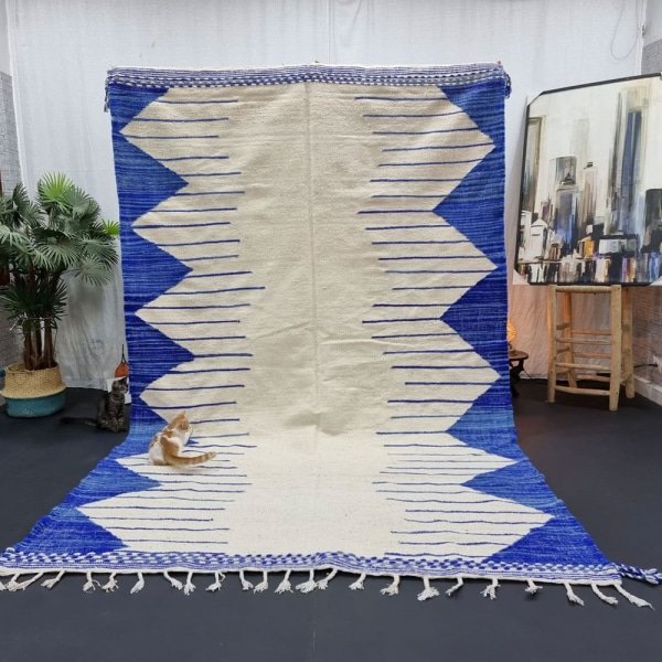 Tappeto kilim berbero blu e bianco