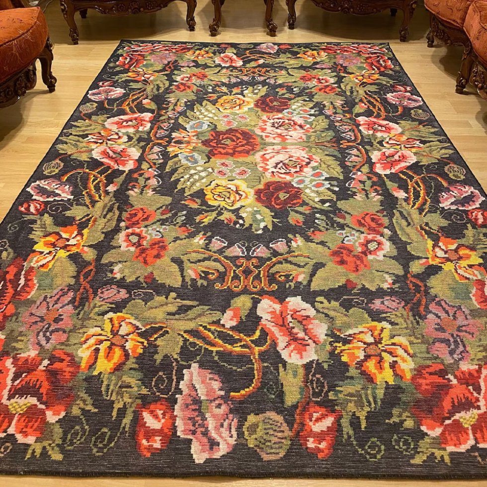 Tappeto lavabile in stile kilim floreale