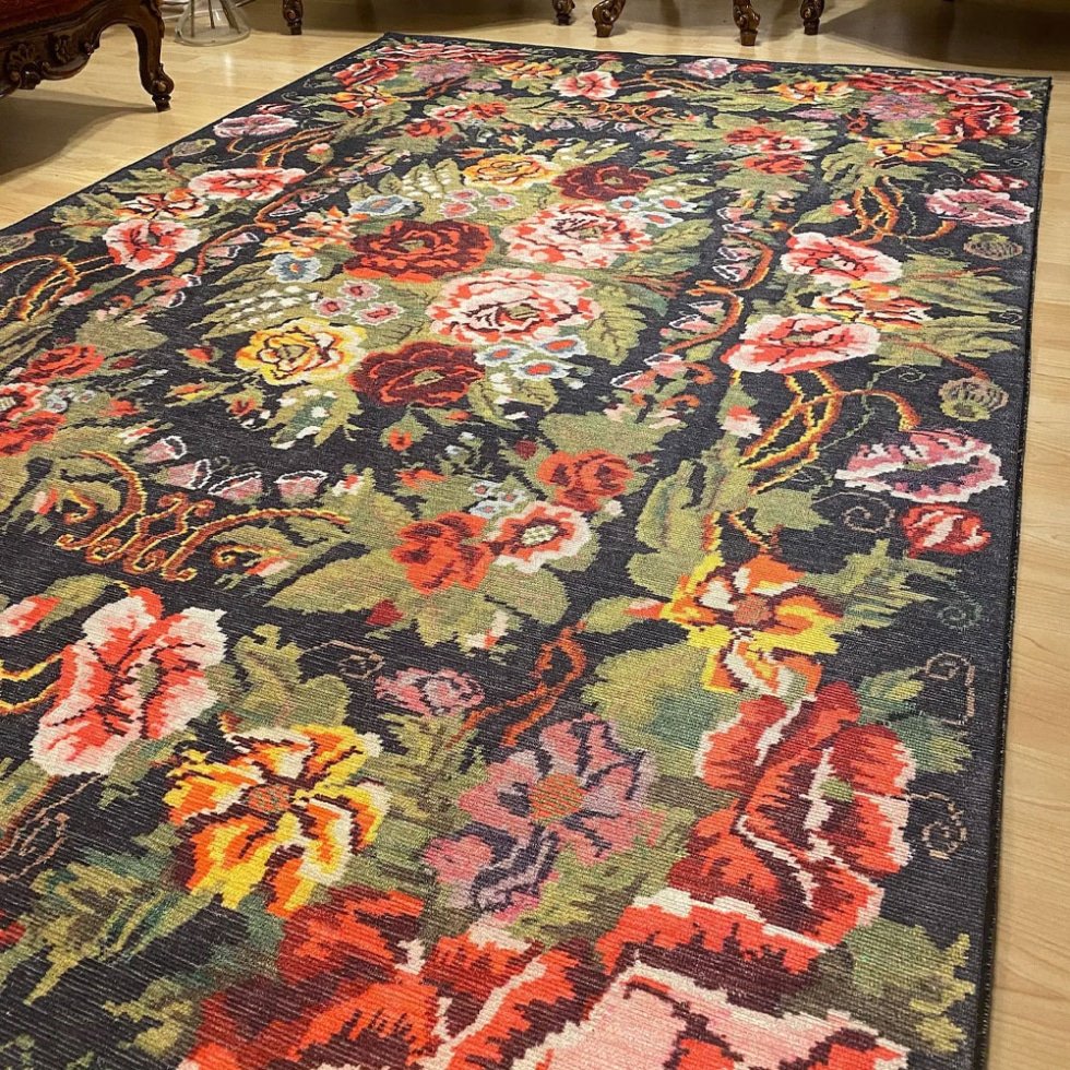 Tappeto lavabile in stile kilim floreale