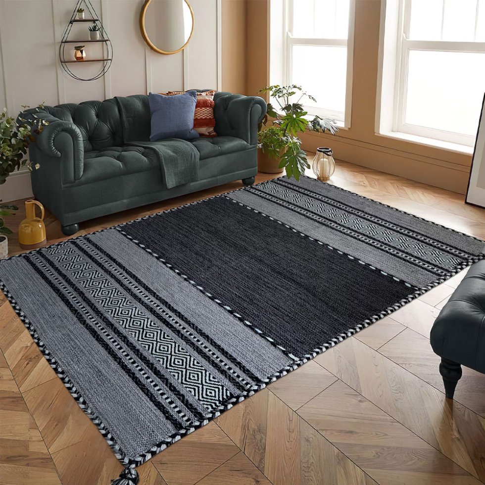 Tappeto kilim moderno nero fatto a mano