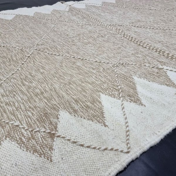 Tappeto Kilim beige marocchino