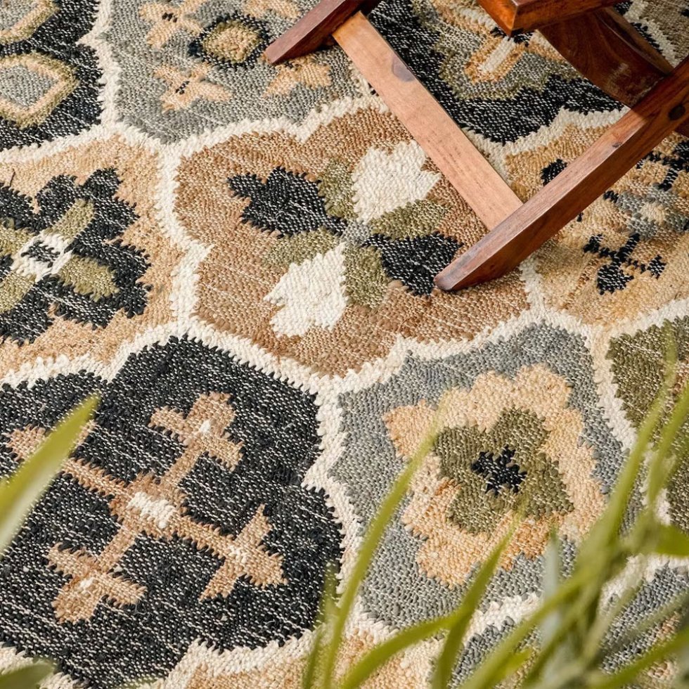 Tapis kilim beige di stile persan