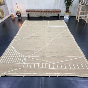 Tappeto marocchino kilim beige a tinta unita