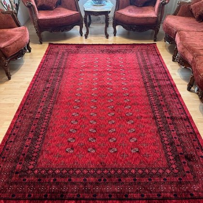 Tappeto rosso stampato in stile afgano