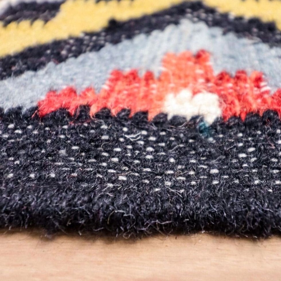 Tappeto tribale indiano kilim rosso