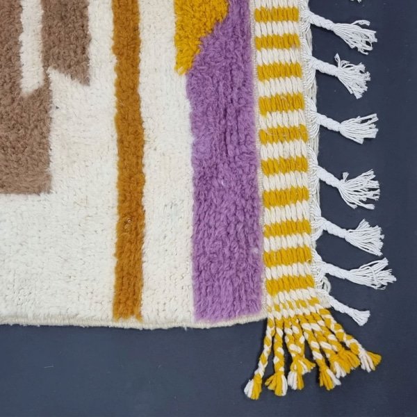 Tappeto moderno a righe in lana kilim