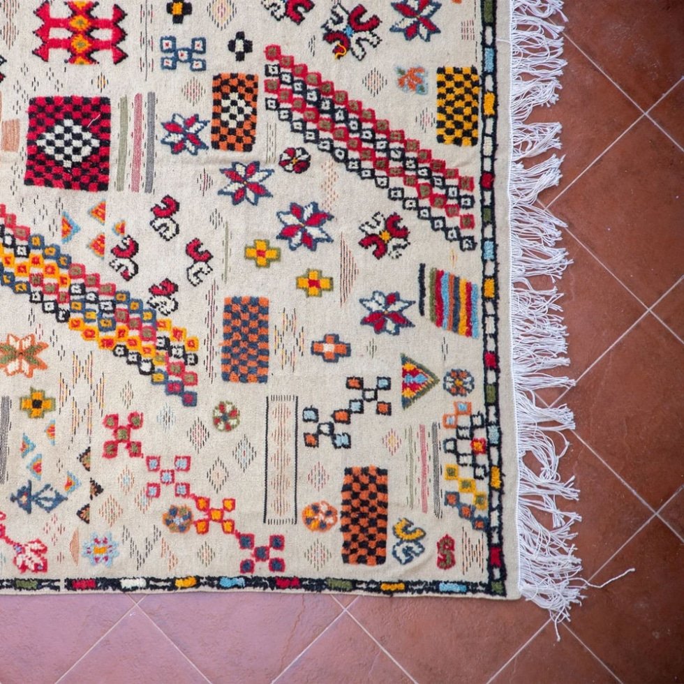 Tappeto kilim berbero Akhnif tradizionale bianco
