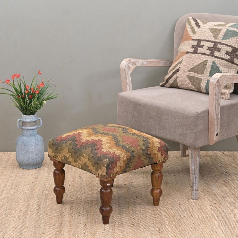 Pouf poggiapiedi chevron kilim diamantato