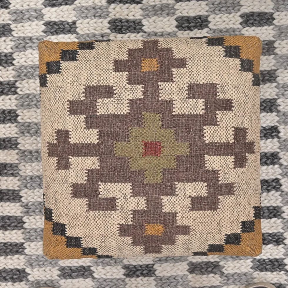 Pouf poggiapiedi quadrato in kilim decorato avorio