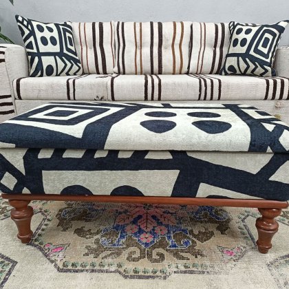 Tavolino da caffè turco kilim bianco e nero con contenitore