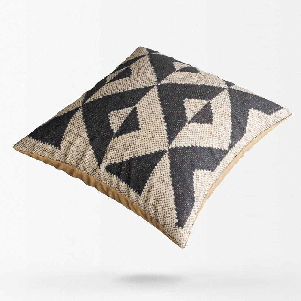 Cuscini kilim bianchi e neri Cuscini kilim bianchi e neri