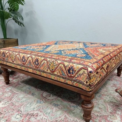 Tavolino da caffè kilim turco blu e beige