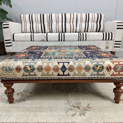 Tavolino da caffè kilim turco blu e beige