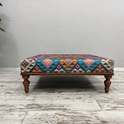 Tavolino da caffè con motivo a diamante in kilim turco