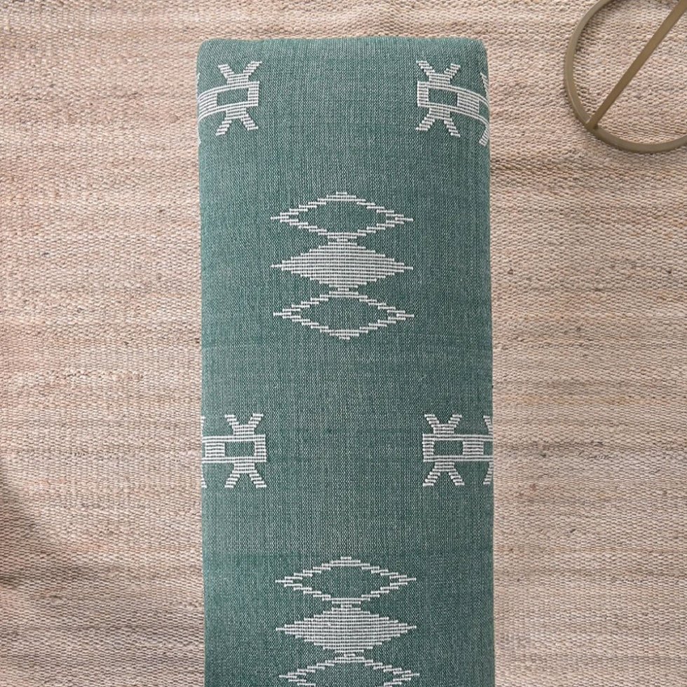 Panca con pouf kilim verde