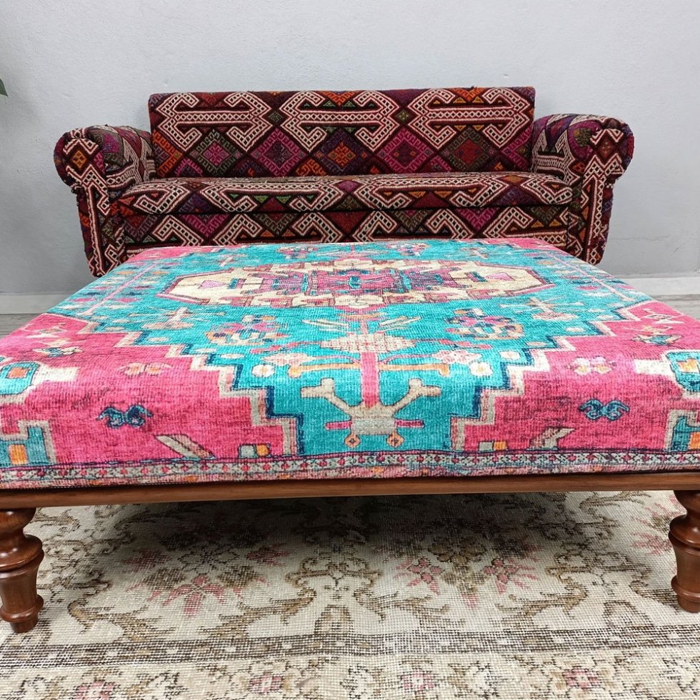 Tavolino da caffè turco kilim verde acqua e rosa