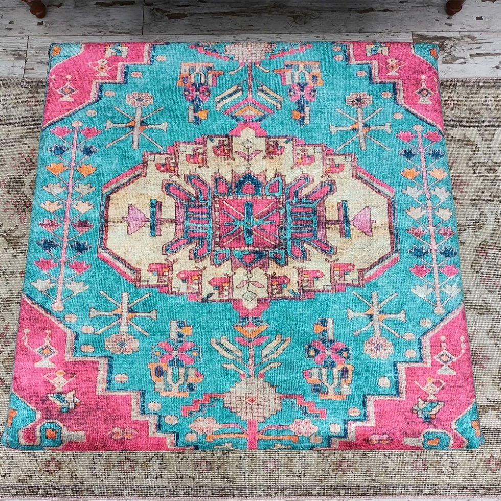 Tavolino da caffè turco kilim verde acqua e rosa