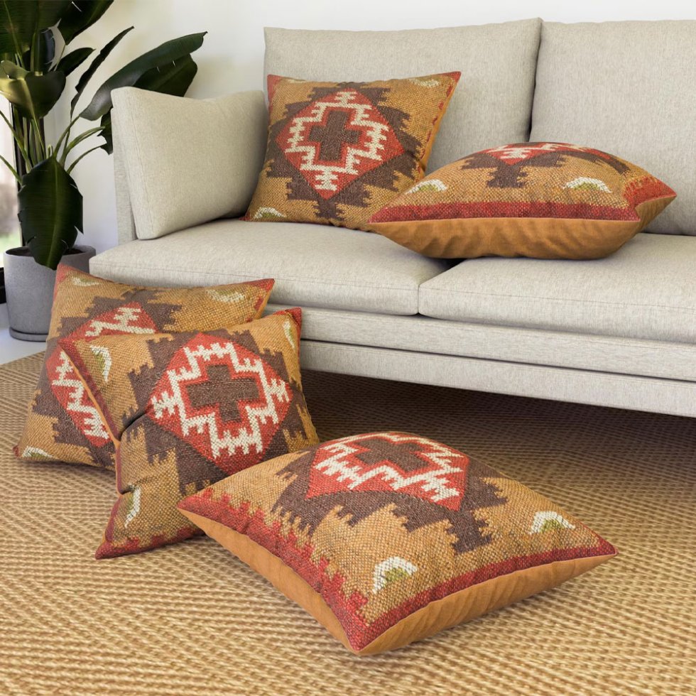 Cuscini kilim ornati gialli